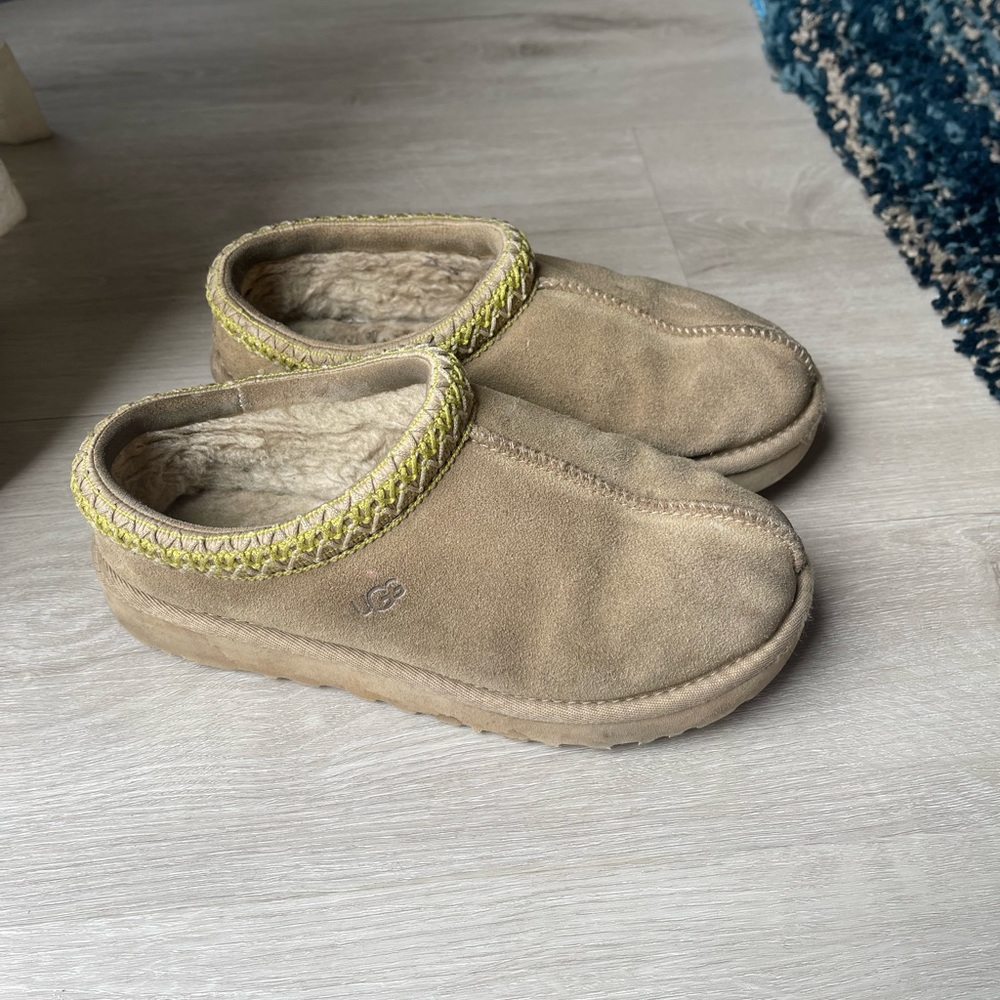 Ugg tasman slippers